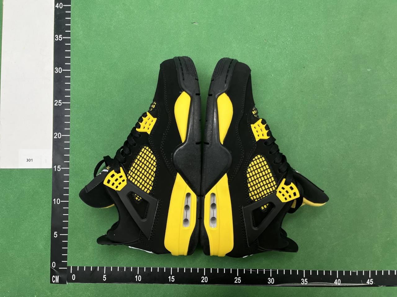 KX/KZ Batch   Nike Air Jordan 4 -3