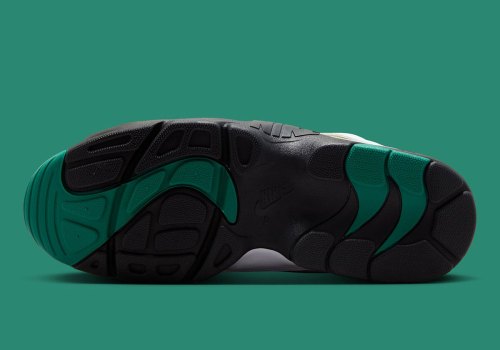The Nike Air Diamond Turf” Emerald” Returns Fall 2025(pic5)