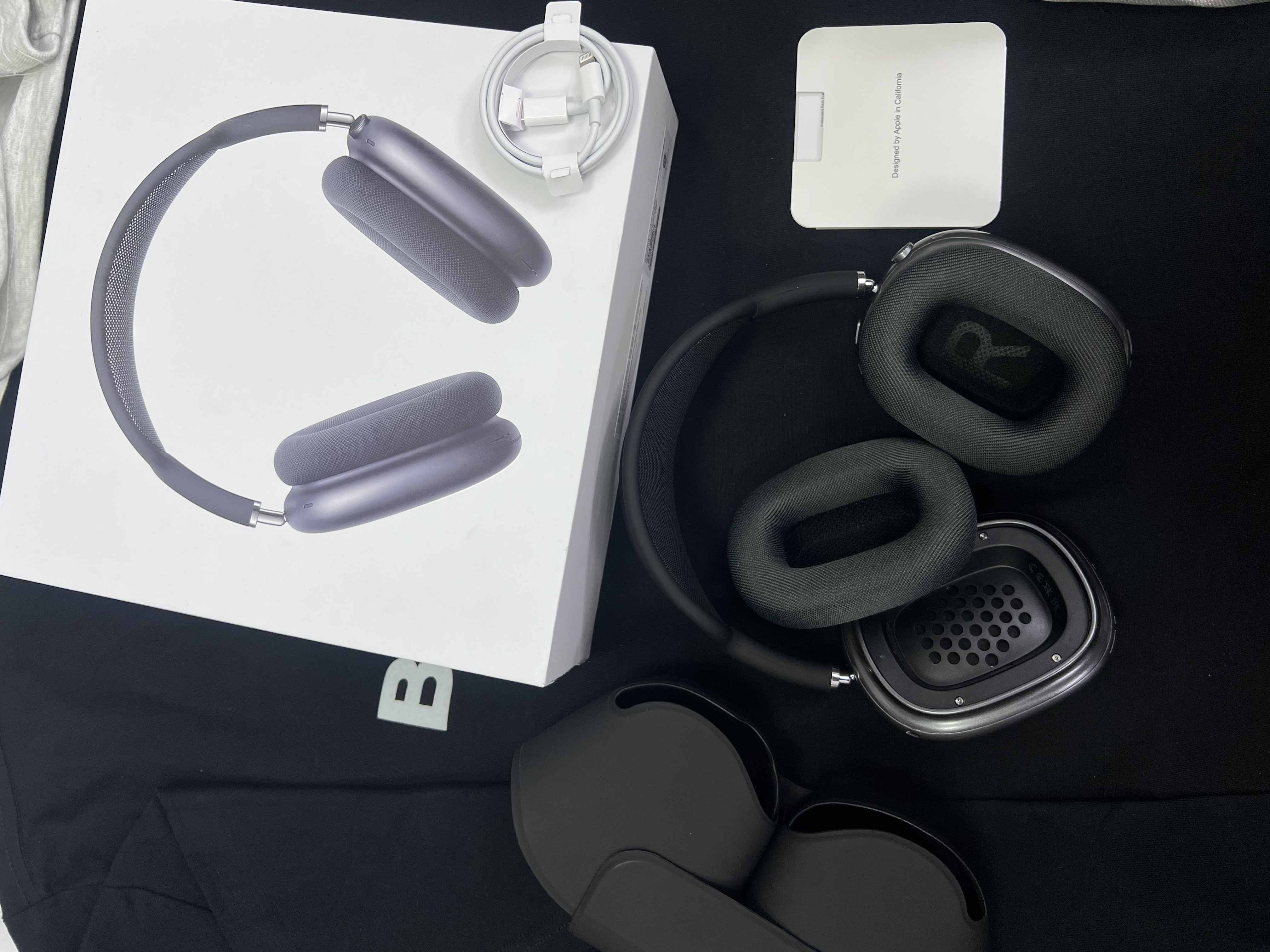 2026 Spring Streetwear Uniform: Where Tech Meets Texture (Total Under $140)(pic1) 2_compressed.jpg