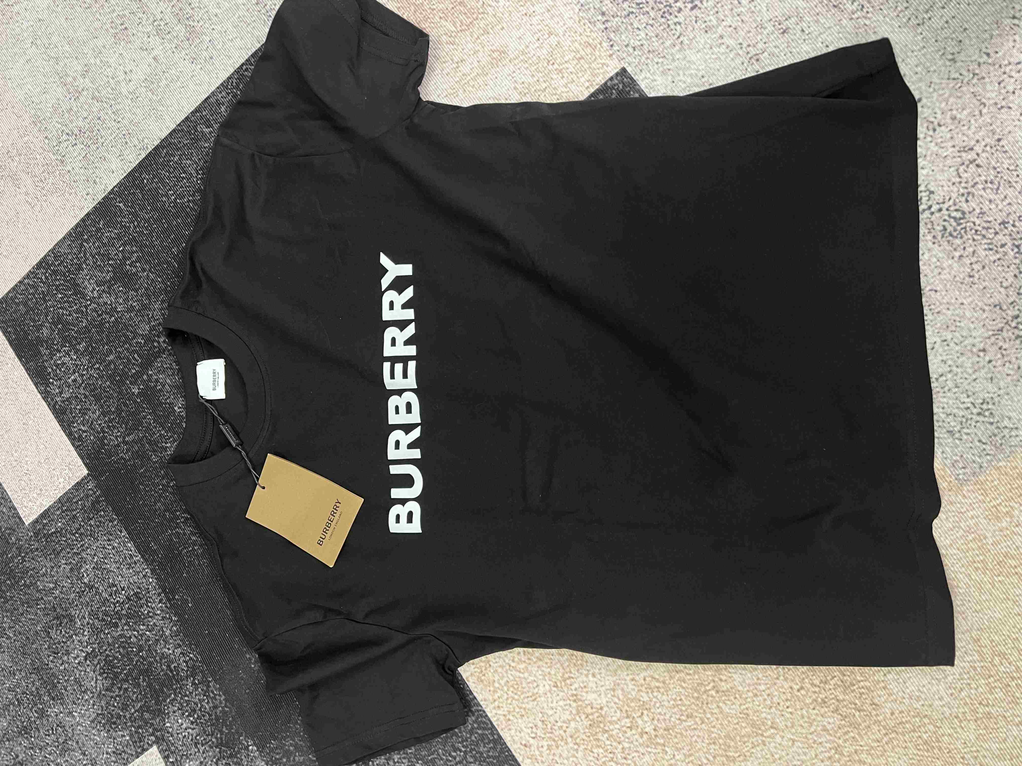 2026 Spring Streetwear Uniform: Where Tech Meets Texture (Total Under $140)(pic3) 9_compressed.jpg